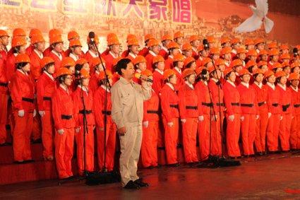 成绩和学费有直接关系吗？付出了高学费，学校需要对学生成绩低负责吗？